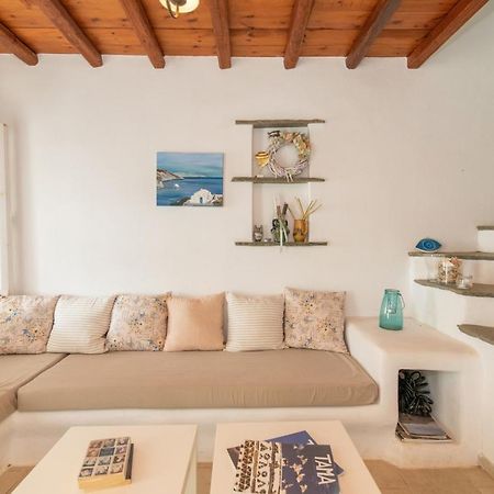 Casa Di Sole E Sabbia Villa Tinos Exterior photo