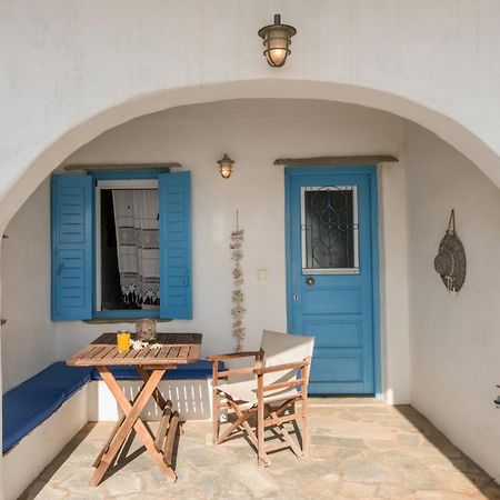 Casa Di Sole E Sabbia Villa Tinos Exterior photo