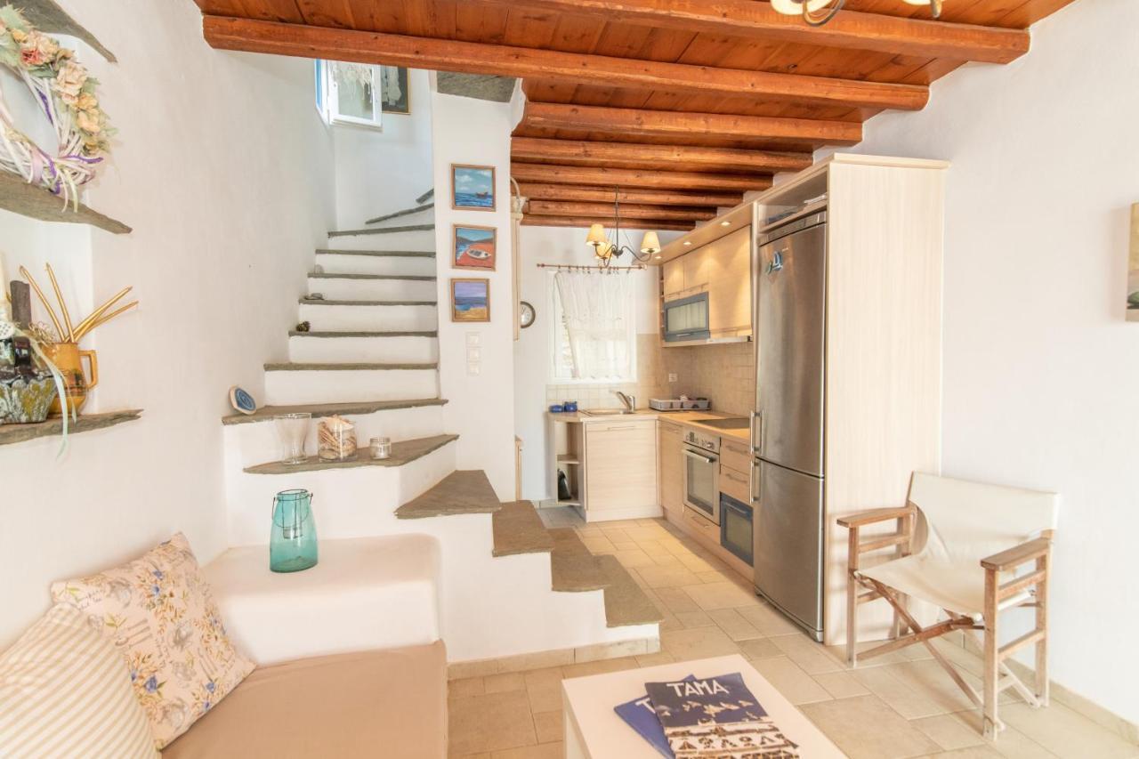Casa Di Sole E Sabbia Villa Tinos Exterior photo